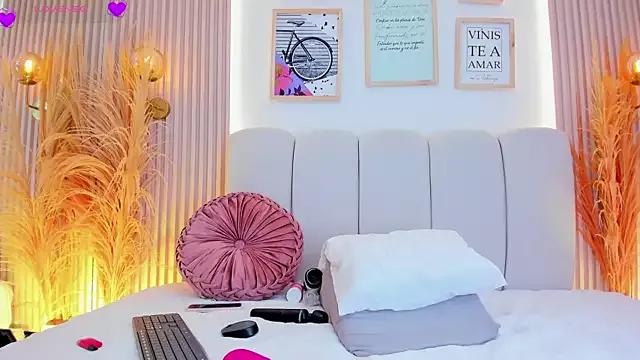 Customizable and immersive - Activate your taste buds and check-out our delicious choice of bondage cams streams with excited models getting their amazing bodies screwed with their beloved sex toys.