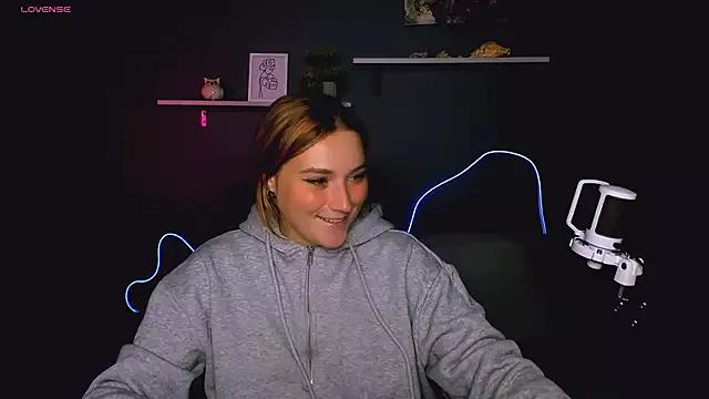 casey_meow_ from StripChat is Freechat