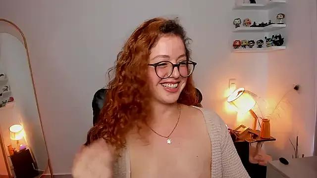 Cassandra_Caiin from StripChat is Freechat