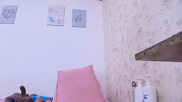 cataleya_ebony_ from StripChat is Freechat