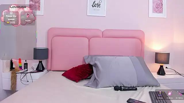 Customizable and immersive - Activate your taste buds and check-out our delicious choice of bondage cams streams with excited models getting their amazing bodies screwed with their beloved sex toys.