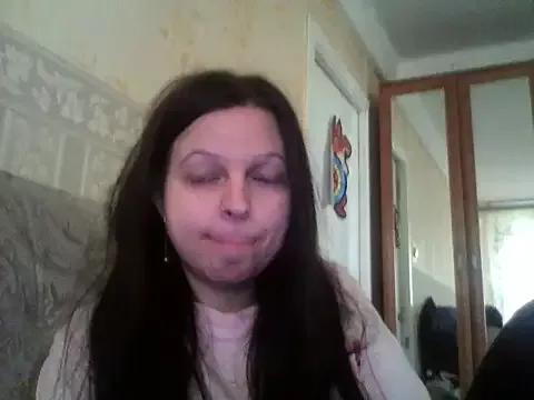 CatMelissa from StripChat is Freechat