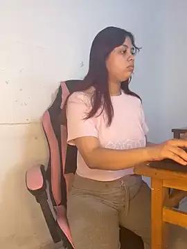 CatNicole from StripChat is Freechat