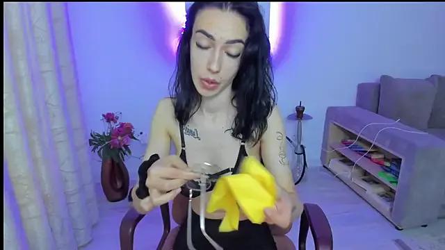 Celine_Roxelle from StripChat is Freechat
