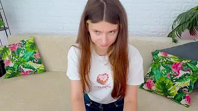Cesolin from StripChat is Freechat
