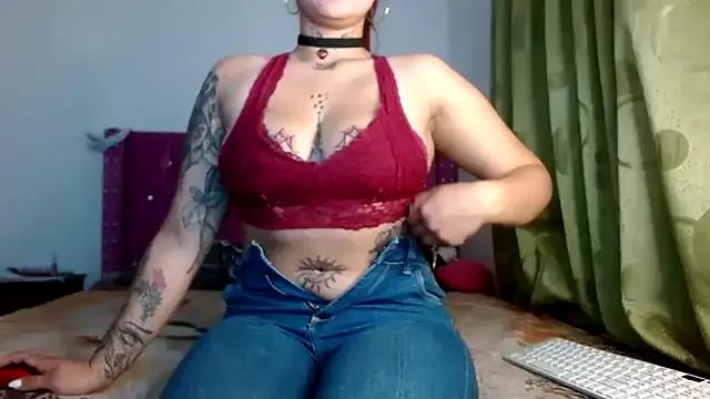 Customizable and immersive - Activate your taste buds and check-out our delicious choice of bondage cams streams with excited models getting their amazing bodies screwed with their beloved sex toys.