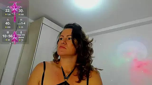 charlotte__G from StripChat is Freechat