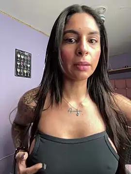 Photos of charlotte_stevenss_ from StripChat is Freechat