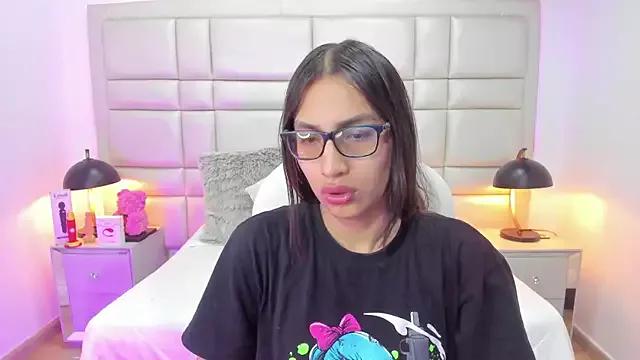 Customizable and immersive - Activate your taste buds and check-out our delicious choice of bondage cams streams with excited models getting their amazing bodies screwed with their beloved sex toys.