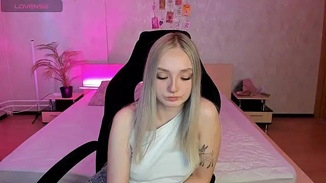 Customizable and immersive - Activate your taste buds and check-out our delicious choice of bondage cams streams with excited models getting their amazing bodies screwed with their beloved sex toys.