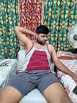 ChillBoyyy from StripChat is Freechat