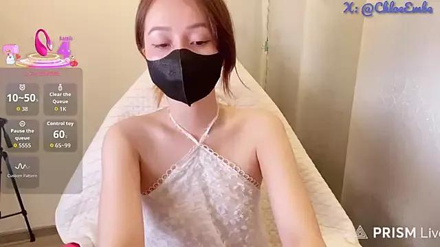 Chloe_embe from StripChat is Freechat