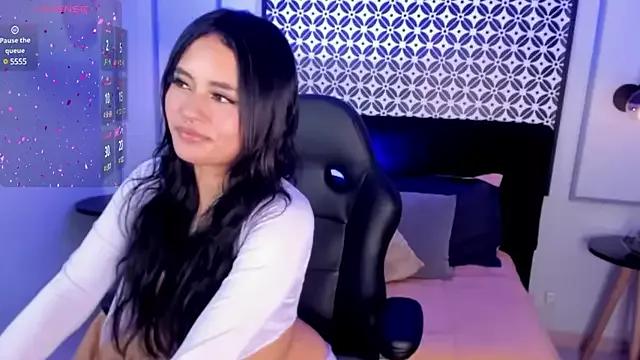Customizable and immersive - Activate your taste buds and check-out our delicious choice of bondage cams streams with excited models getting their amazing bodies screwed with their beloved sex toys.