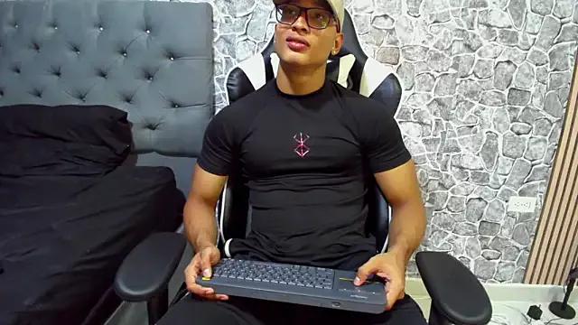 Customizable and immersive - Activate your taste buds and check-out our delicious choice of bondage cams streams with excited models getting their amazing bodies screwed with their beloved sex toys.