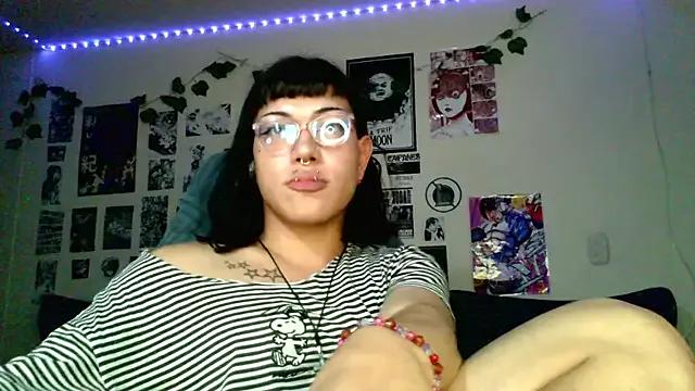 christina_vamp1 from StripChat is Freechat