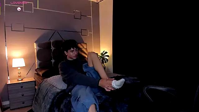 Christopher_77 from StripChat is Freechat