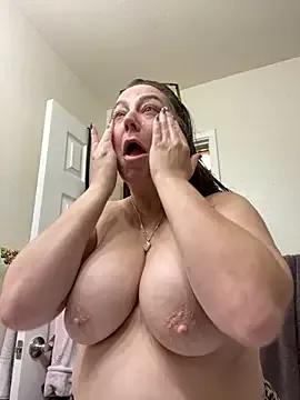 Chubby-Kat50 from StripChat is Freechat