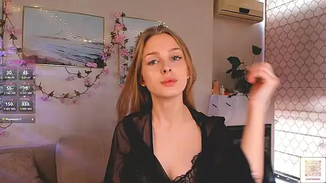 CindyGreen from StripChat is Freechat