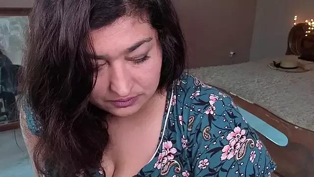 Clara_Crystal webcams show profile image 