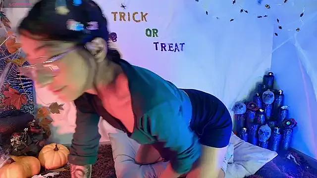 Customizable and immersive - Activate your taste buds and check-out our delicious choice of bondage cams streams with excited models getting their amazing bodies screwed with their beloved sex toys.