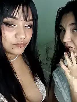 Photos of Connie_777 from StripChat is Freechat