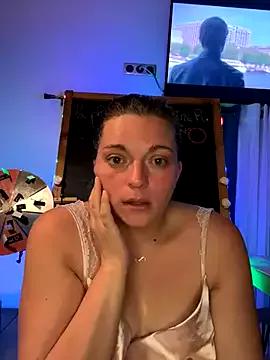 coquineronde from StripChat is Freechat