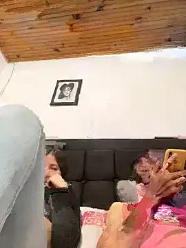 coupledesire18 from StripChat is Freechat