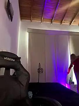 Photos of Courtney_gonet from StripChat is Freechat