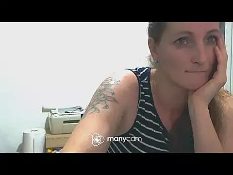 CrazyMaya39 from StripChat is Freechat