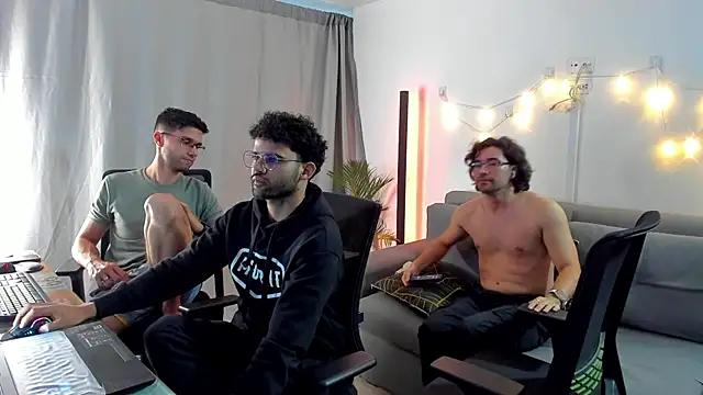 Customizable and immersive - Activate your taste buds and check-out our delicious choice of bondage cams streams with excited models getting their amazing bodies screwed with their beloved sex toys.