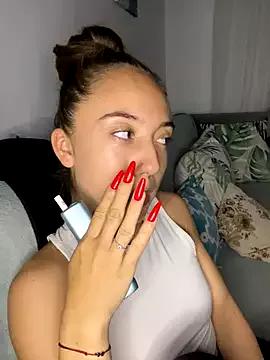 CristinaSww from StripChat is Freechat