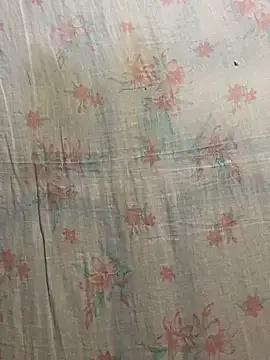 Cuckold-masters-dog from StripChat is Freechat