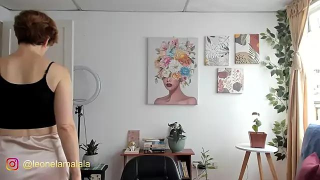 Customizable and immersive - Activate your taste buds and check-out our delicious choice of bondage cams streams with excited models getting their amazing bodies screwed with their beloved sex toys.