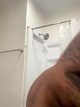 CUMQUEEN-XXX69 from StripChat is Freechat