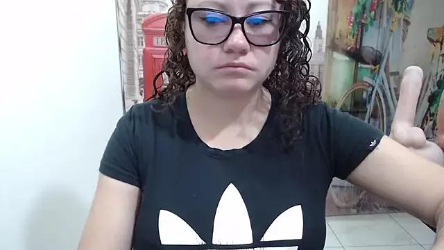 curly_greeneyed from StripChat is Freechat