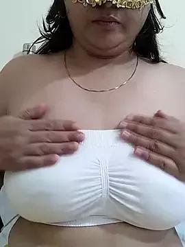 Curvy_Vineeta from StripChat is Freechat