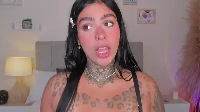 Customizable and immersive - Activate your taste buds and check-out our delicious choice of bondage cams streams with excited models getting their amazing bodies screwed with their beloved sex toys.