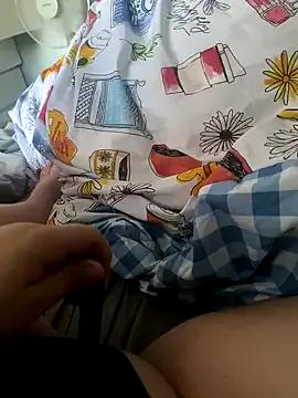 Curvyteenxx from StripChat is Freechat