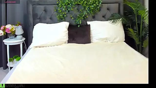 cute_luucy from StripChat is Freechat