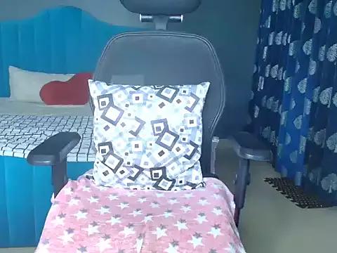 CUTE_princess_143 from StripChat is Freechat