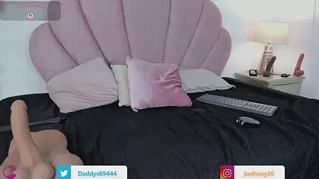 Customizable and immersive - Activate your taste buds and check-out our delicious choice of bondage cams streams with excited models getting their amazing bodies screwed with their beloved sex toys.