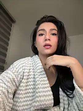 Dahian-peach from StripChat is Freechat
