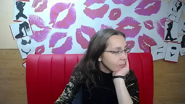 DaisyEdit from StripChat is Freechat