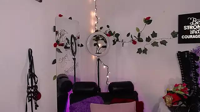 Customizable and immersive - Activate your taste buds and check-out our delicious choice of bondage cams streams with excited models getting their amazing bodies screwed with their beloved sex toys.