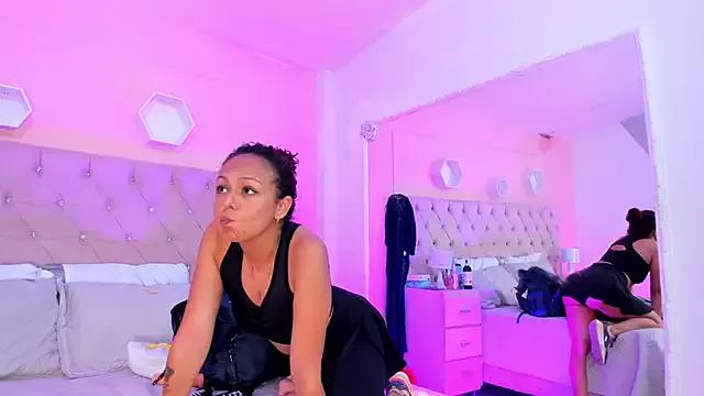 DalayMoore from StripChat is Freechat