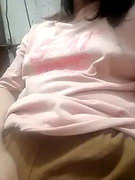 Dam-Lissa from StripChat is Freechat