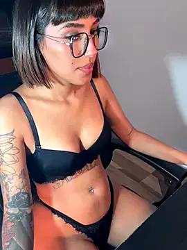 Danicute_ from StripChat is Freechat