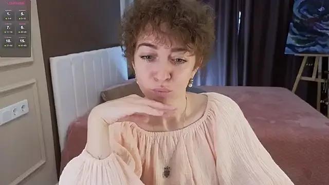 daniellia_ from StripChat is Freechat