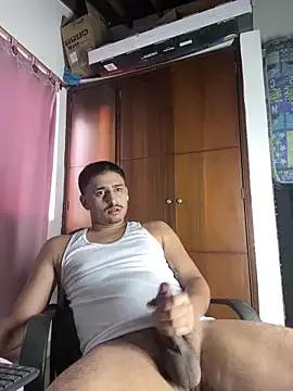 danilo25x from StripChat is Freechat