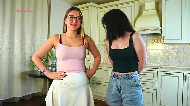 DarelleFaux from StripChat is Freechat